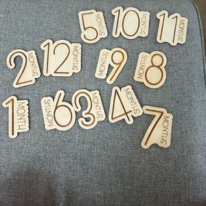 Natural Wood Baby Milestone Discs